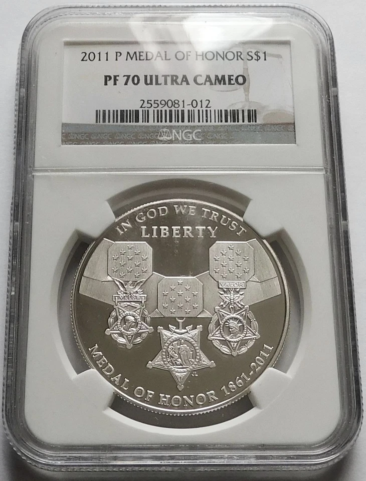 2011-P Medal of Honor Proof Silver Commemorative S$1 coin - NGC PF 70 UCAM - Image 1 of 4