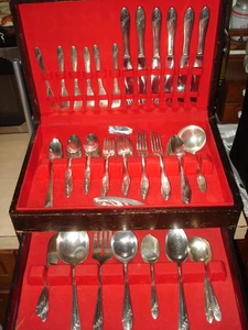 Oneida Community Tudor Plate Vintage Queen Bess Set di 85 pezzi - Scatola grezza - Foto 1 di 9