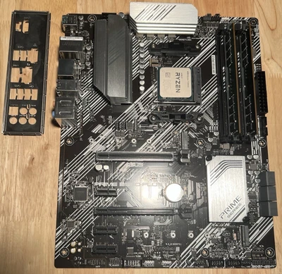 CPU + Motherboard + RAM Combo: ASUS PRIME B550-PLUS + Ryzen 7 5800X + 16 GB - Image 1 of 4