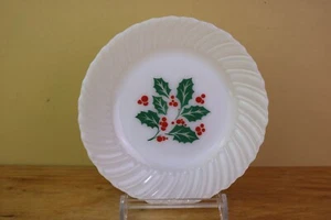 Vintage Termocrisa Christmas Holly Berry Milk Glass 7.5 " Soup Bowl - Bild 1 von 5