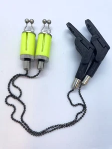 2x Flou Grün Bissanzeiger mit Kette, Spulen-Swinger, Spulenhalter, Karpfenangeln - Bild 1 von 3