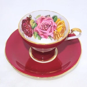 Taza y platillo Aynsley England rojo rosa amarillo rosas sobre fondo rojo 203 - Imagen 1 de 7