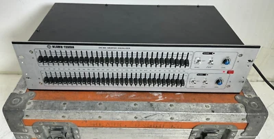 Klark -Teknik DN360 Graphic Equalizer W/Case (One) - Image 1 of 4