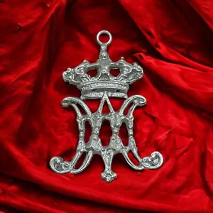 Monogramma Mariano ottone Madonna MV 23x15 design arte sacra - Foto 1 di 9