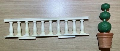Calico Critters sylvanian families cloverleaf manor balustrade RAILING  & TREE - Image 1 of 3