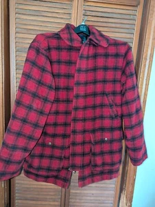 MEN'S VINTAGE WOOL L.L. BEAN HUNTIING COAT RED BLACK PLAID SIZE L TURKEY HUNTING - Picture 1 of 10