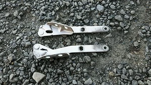 Land Rover Freelander 1 Bonnet Hinges - Picture 1 of 1