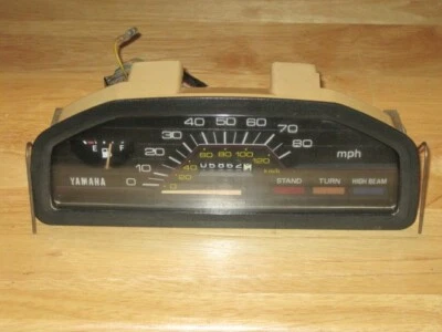 Conjunto velocímetro scooter Yamaha 1987 Riva 125 50M-83510-A0-00 Foto 1 de 4