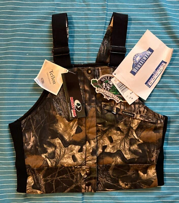Wolf Mountain Womans Hunting Vest NWT USA MADE MEDIUM Hunting Wear Mossy Oak - Image 1 of 4