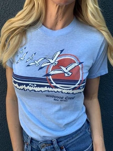 70s VINTAGE WILDWOOD CREST NEW JERSEY SHORE T-SHIRT ADULT SZ S PAPER THIN 80s - Picture 1 of 15