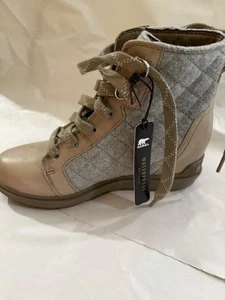 Neu mit Etikett Sorel Evie II NW Damen-Spitzenstiefel aus Wildleder Keilabsatz Silhouette wasserdicht MM - Bild 1 von 18