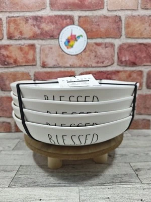 Juego de 4 cuencos de cena de melamina Rae Dunn blancos con escritura negra "BENDITOS" 9" NUEVOS CON ETIQUETAS Foto 1 de 4