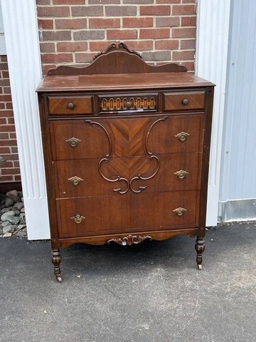 Late Victorian Lenoir Furniture Co.  6 Drawer Oak Dresser high boy casters 44.5” Cover