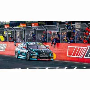 1:12 2021 REPCO Bathurst 1000 ganador de la carrera - ZB Commodore - Waur - #25 Mostert/Holds - Imagen 1 de 1