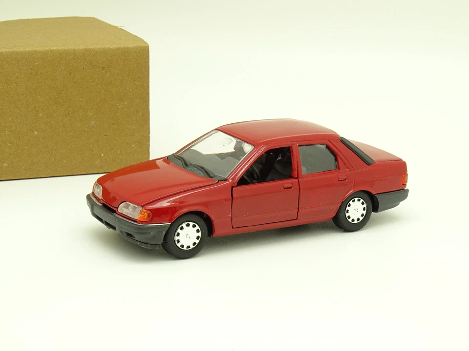 Schabak Sb 1/43 - Ford Sierra 4 Porte Rosso - Immagine 1 di 1