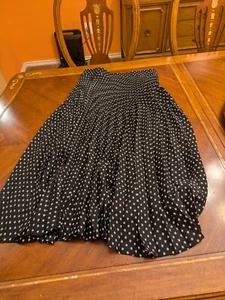 Max Studio Skirt Size M Black White Polka Dot Pleated Skirt Elastic Waist - Picture 1 of 10