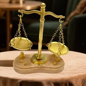 Miniature Dollhouse Balance Scale Furniture Retro Mini 1:12 Scale Life Scene - Picture 1 of 7