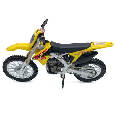 1/18 Suzuki RM-Z450 Motorcycle Model Dirt Bike Diecast Toy Vehicle Motorbike - Image 1 of 4