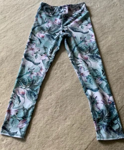 Evolution and Creation Women's Floral Capri Leggings in Size Small EUC - Picture 1 of 4
