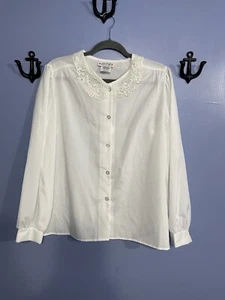 Vintage Act III Long Sleeve White Button Down Top with Lace Collar Size M - Picture 1 of 7