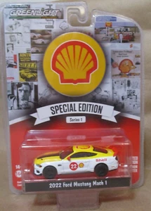 Greenlight Special Edition Shell 2022 Ford Mustang Mach 1 1:64 mit Gummireifen - Bild 1 von 4