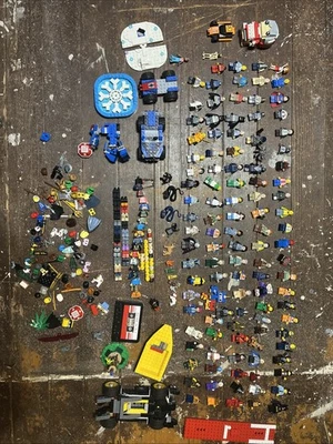 Lote grande de minifiguras Lego - 100+ - Superhéroes - Película Lego - Ninjago - y más Foto 1 de 4