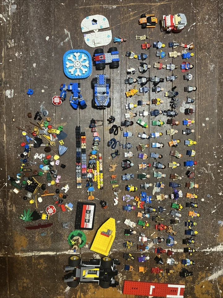 Large Lego Minifigure Lot - 100+ - Super Heroes - Lego Movie - Ninjago - & More - Image 1 of 4