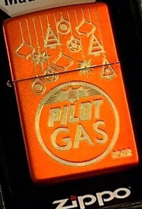 Zippo Christmas Truck Stop Gas Fuel Station 2022 Metallic Red Lighter Zippo - Picture 1 of 11