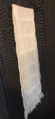 Bufanda peruana hecha a mano 89% lana de alpaca bebé con borlas - blanca extra larga Foto 1 de 4