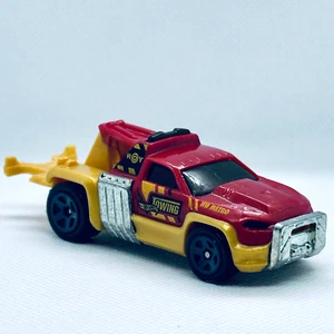 Hot Wheels Repo Duty 2013 Red and Yellow Toy Truck - Picture 1 of 7