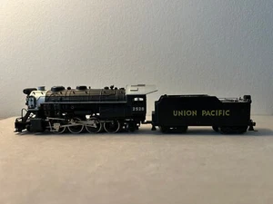 Bachmann Ho Scale 2-8-2 Mikado Union Pacific #2528 - Picture 1 of 6