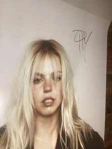 Official RENEE RAPP Hand Signed Promotional Record Poster 18x24” - Bild 1 von 11