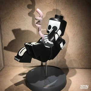 MIGHTY JAXX BRICK BABY Limited Ver. Polystone Fashion Figur 21 cm Neu Auf Lager - Bild 1 von 10