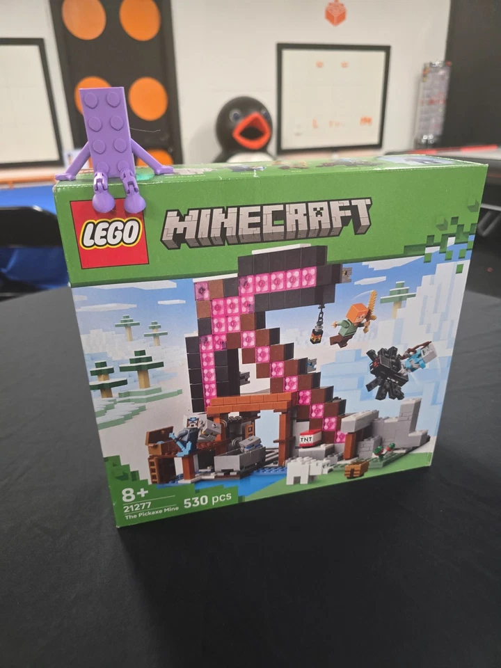 Lego Minecraft 21277 The Pickaxe Mine Buildable Playset for Age 8 & Up - Image 1 of 1