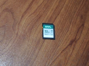 Genuine OEM ONN 32GB SDHC I 1 Memory Card - 100 MB/s - Class 10 - Picture 1 of 1