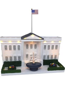 🔥NEU🔥 Top Treasures Weihnachtsdorf - Weißes Haus Pre Lit, 011822 - Neu in OVP - Bild 1 von 5