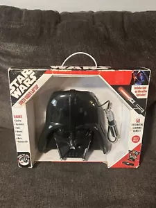 Laptop Star Wars Darth Vader ¡Incluye sable de luz interactivo iluminado! - Imagen 1 de 7