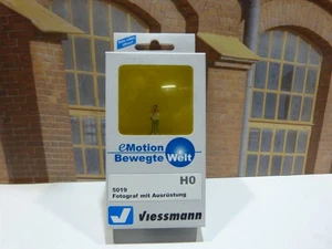 Viessmann 5019 Fotograf mit Ausrüstung W28 - Imagen 1 de 2