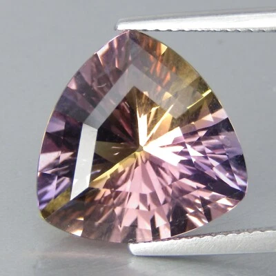 8.34Cts Fine Quality 100% Natural Ametrine Trillion Cut Loose Gemstone - Image 1 of 4