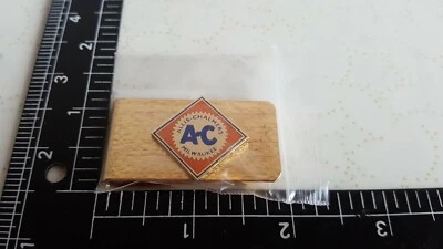 Allis Chalmers money clip - Image 1 of 2