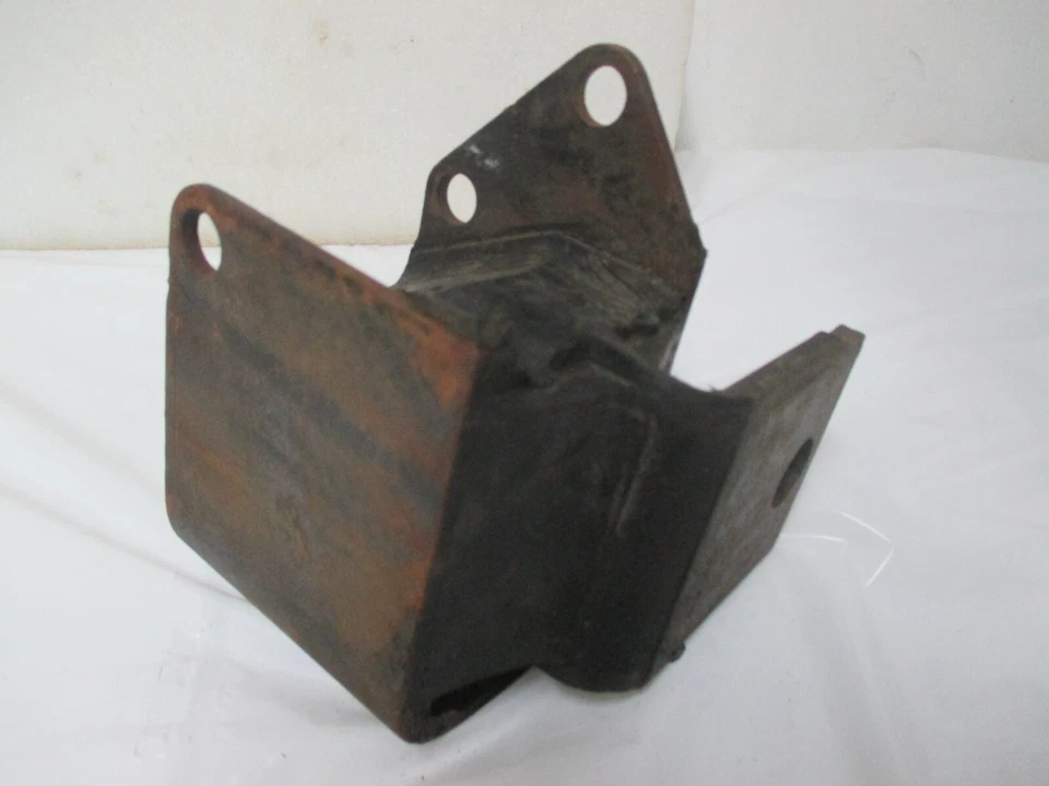 Mopar NOS 60-61 Ply Dodge DeSoto 62-64 Dodge 880 Chrysler RH Motor Mount 2120236 - Image 1 of 4