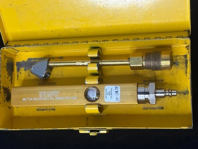 Milton Industries 1066 C1066 aircraft tire pressure gauge 50-600 PSi P.S.I.G. - Image 1 of 2