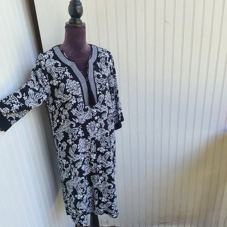 Charter Club Intimates 黑色白色人造丝睡衣拉链移位柔软舒适 Paisle S — 第 1/4 张图片