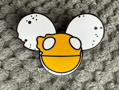 deadmau5 5eries_7 Enamel Pin. Number 84/100. - Image 1 of 2