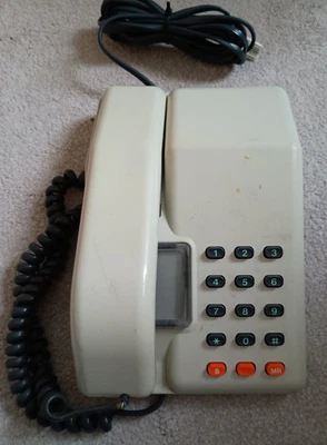 Vintage 1990's Push Button BT Light Grey Viscount Telephone / Phone - Image 1 of 4