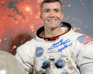 FRED HAISE SIGNED AUTOGRAPHED 8x10 PHOTO APOLLO 13 ASTRONAUT NASA BECKETT BAS - Picture 1 of 2
