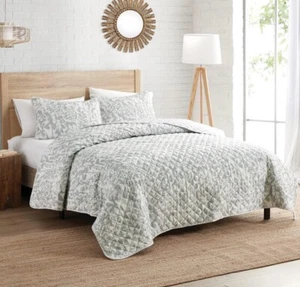 Indigo Ink - Full/Queen Quilt Set, 3-Piece Modern Floral Bedding with Shams - Picture 1 of 4