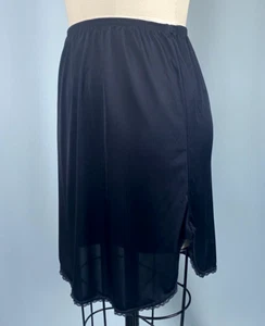 Klassischer halber Slip GRÖSSE SMALL kurze Länge 18" schwarz Nylon Mini VANITY FAIR sexy - Bild 1 von 8