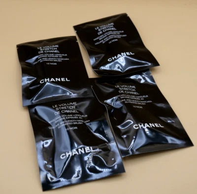 4 Chanel Le Volume Stretch De Chanel Black Mascara 10 Noir 0.03oz New & Sealed - Image 1 of 4