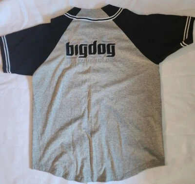CAMISA BADGER SPORT BIG DOG MOTOCICLETAS HOMBRE MEDIANA VINTAGE BOTÓN JERSEY BORDADO Foto 1 de 4